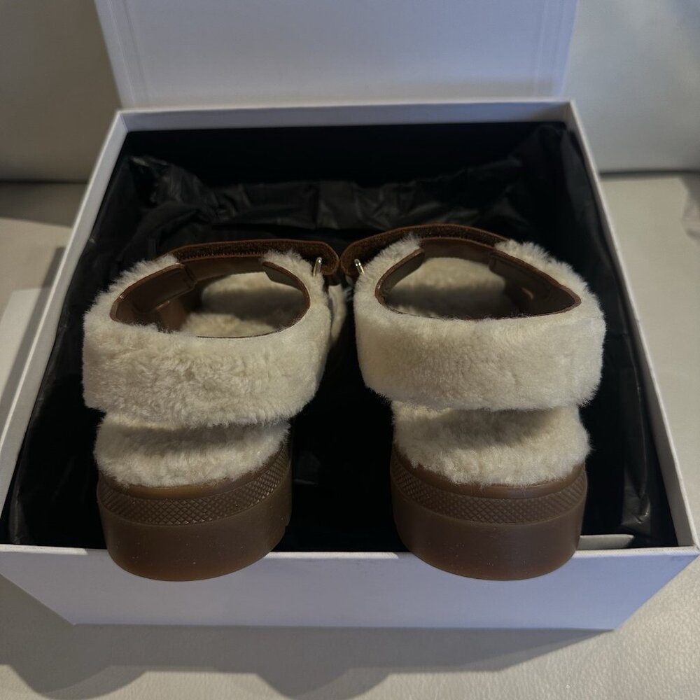 NEW Celine Leo Scratch Sandal Shearling Fur Tan Logo Strap Platform Flat 39 - Picture 8 of 11